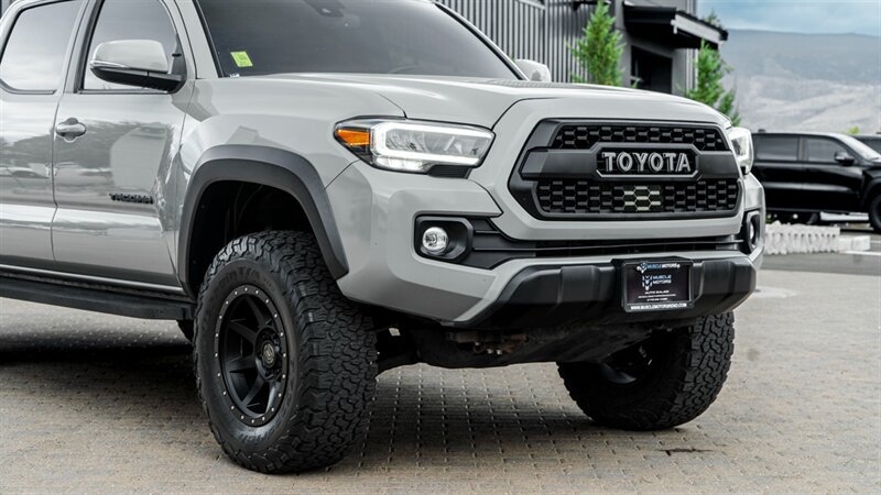 Used 2022 Toyota Tacoma TRD Off-Road w/ Technology Package RWD image 7