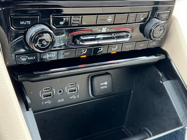 Certified 2023 Jeep Grand Cherokee Limited image 28