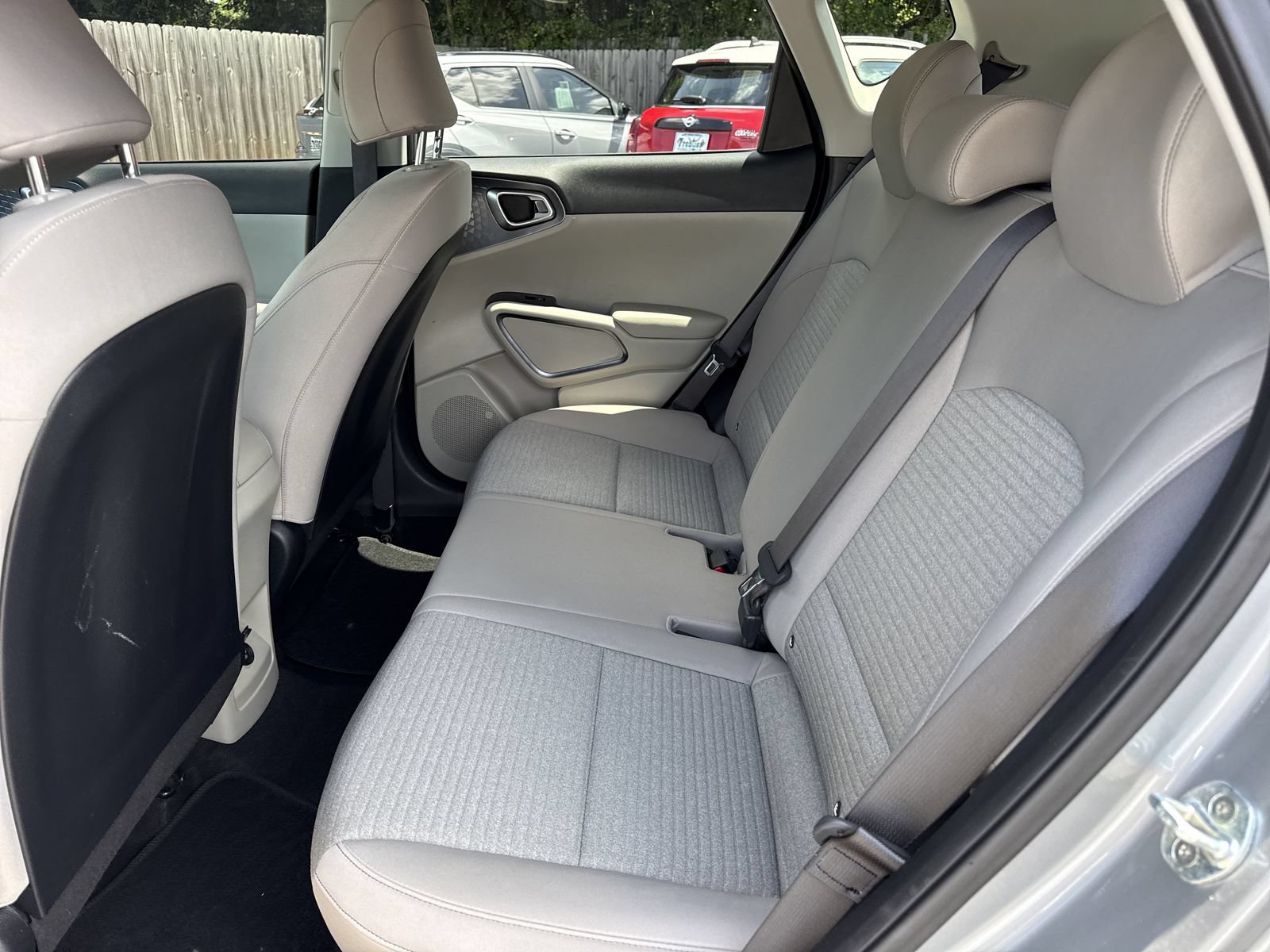 Used 2022 Kia Soul S FWD image 10