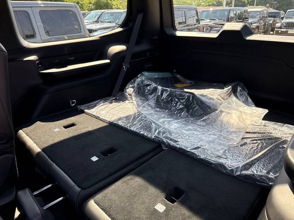 New 2026 Jeep Grand Wagoneer 4WD w/ Quick Order Packge 29V Upland image 24