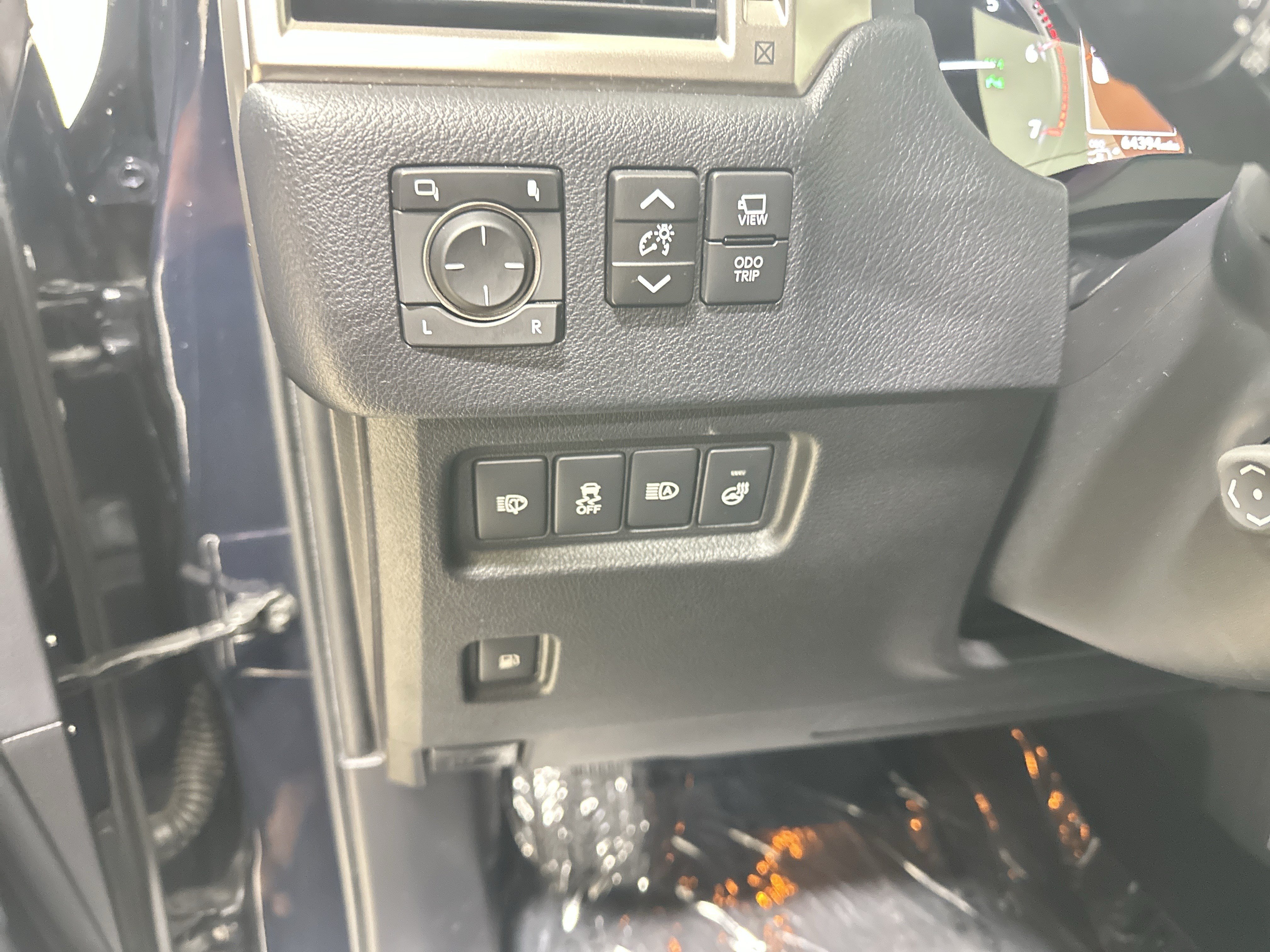 Certified 2021 Lexus GX 460 Luxury w/ Accessory Package AWD/4WD image 38