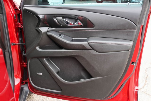 Used 2022 Chevrolet Traverse RS image 16