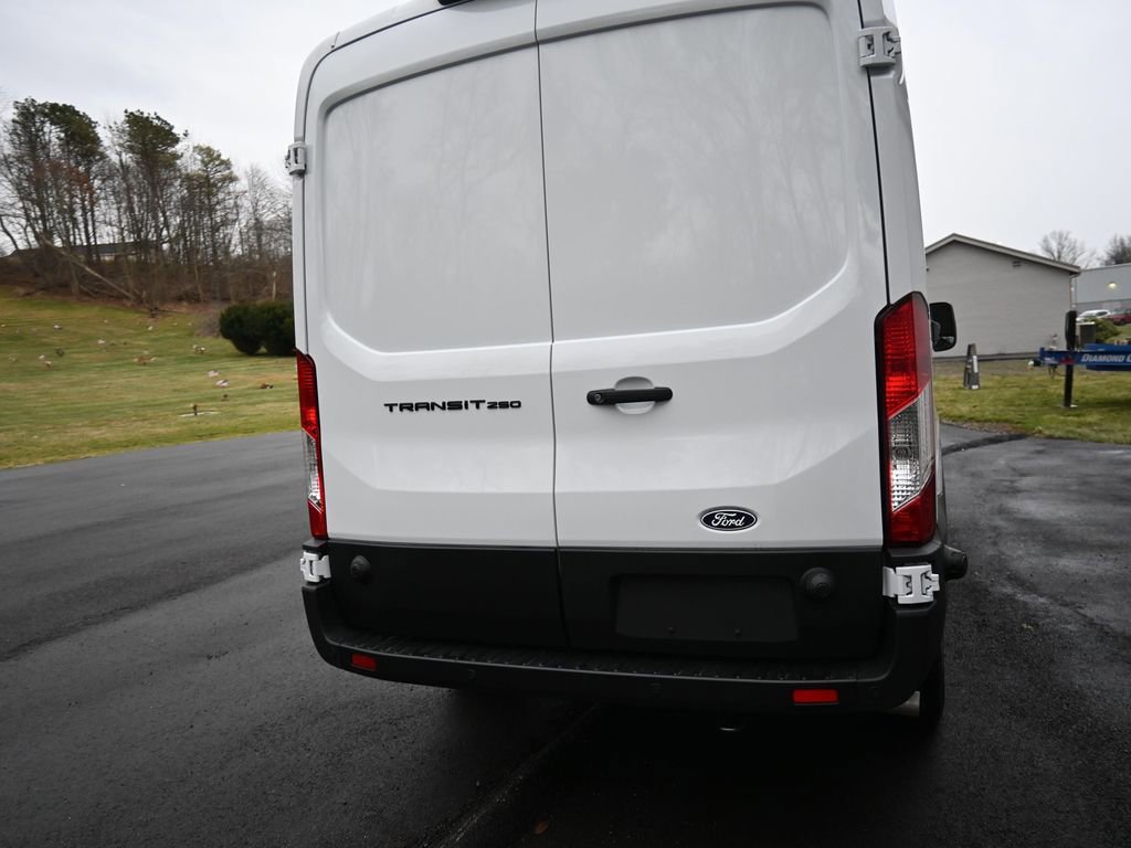 New 2026 Ford Transit 250 148 Medium Roof w/ Load Area Protection Package image 20