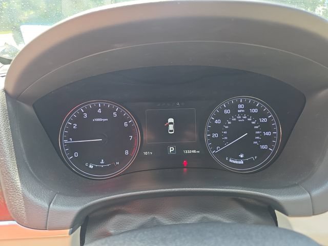Used 2016 Hyundai Genesis 3.8 w/ Option Group 04 AWD/4WD image 10