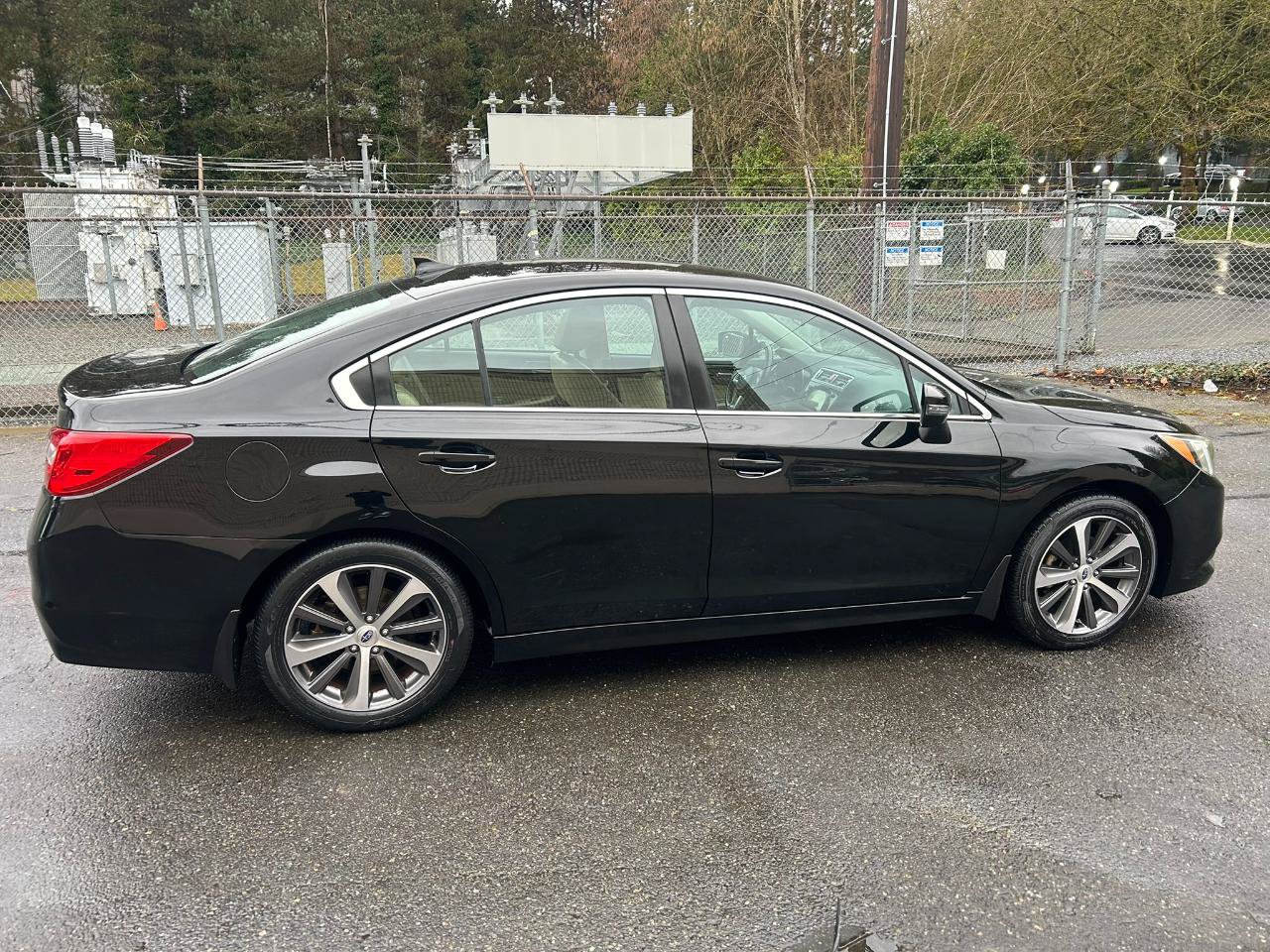 Used 2016 Subaru Legacy 2.5i Limited w/ Popular Package #4 AWD/4WD image 4