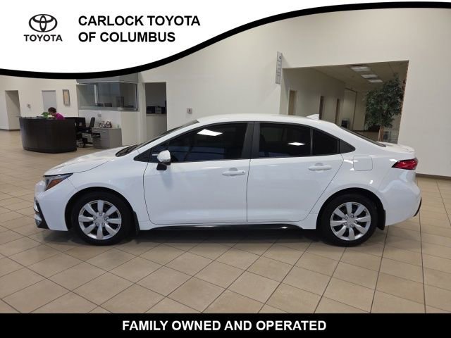 Used 2024 Toyota Corolla SE FWD image 1