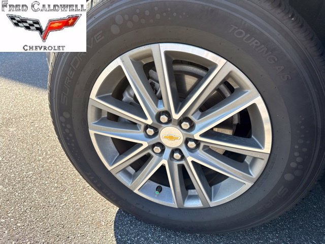 Used 2023 Chevrolet Traverse LT FWD image 5