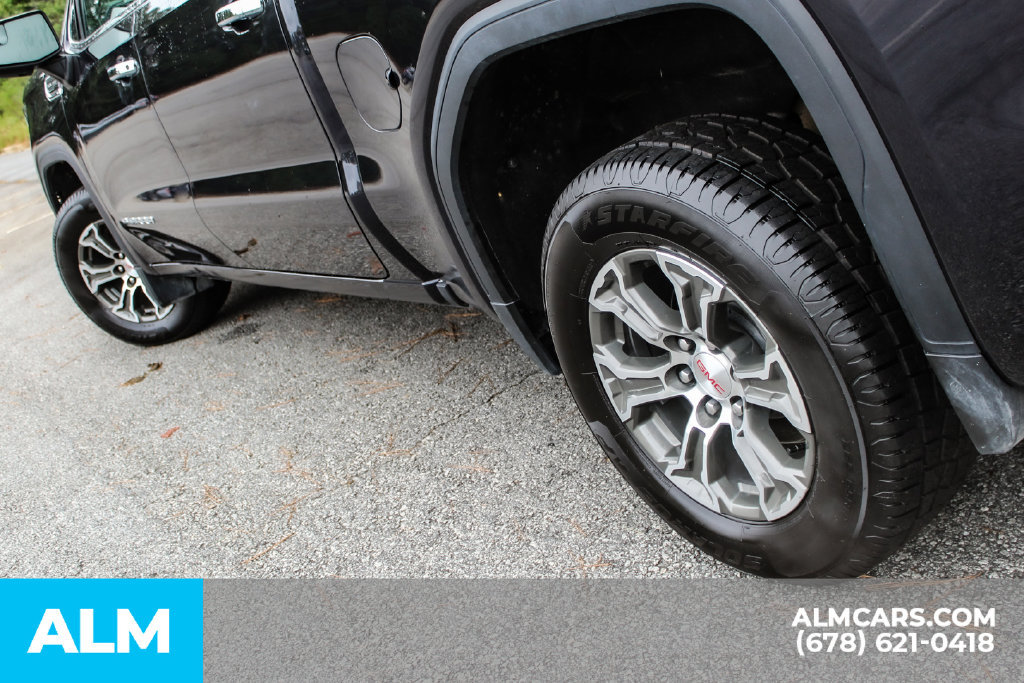 Used 2025 GMC Sierra 1500 SLT RWD image 12