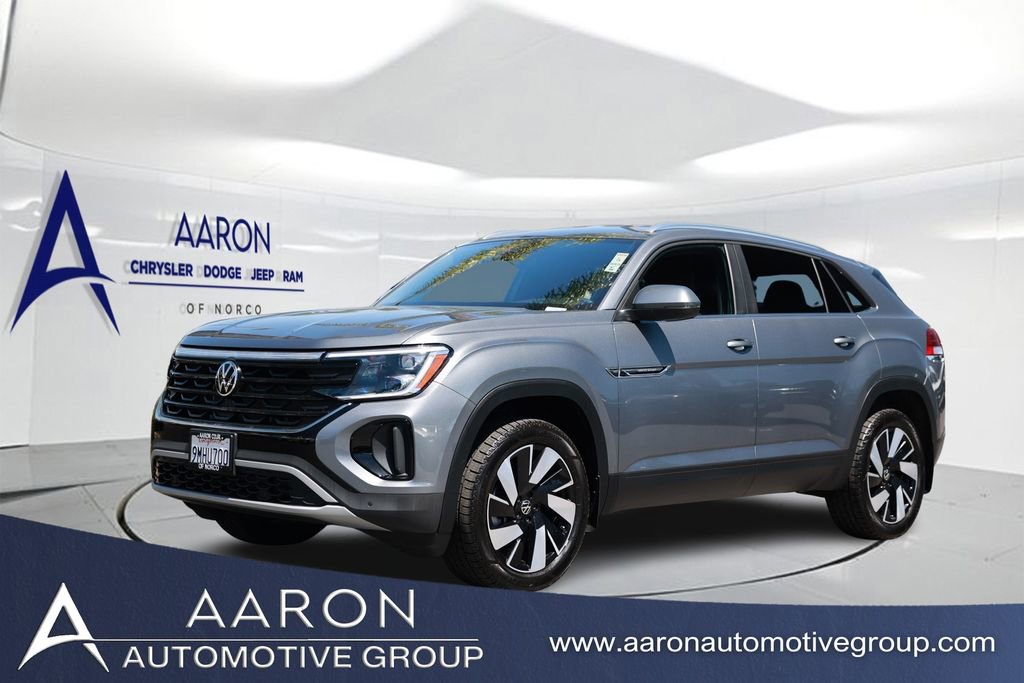 Used 2024 Volkswagen Atlas Cross Sport SE FWD image 1