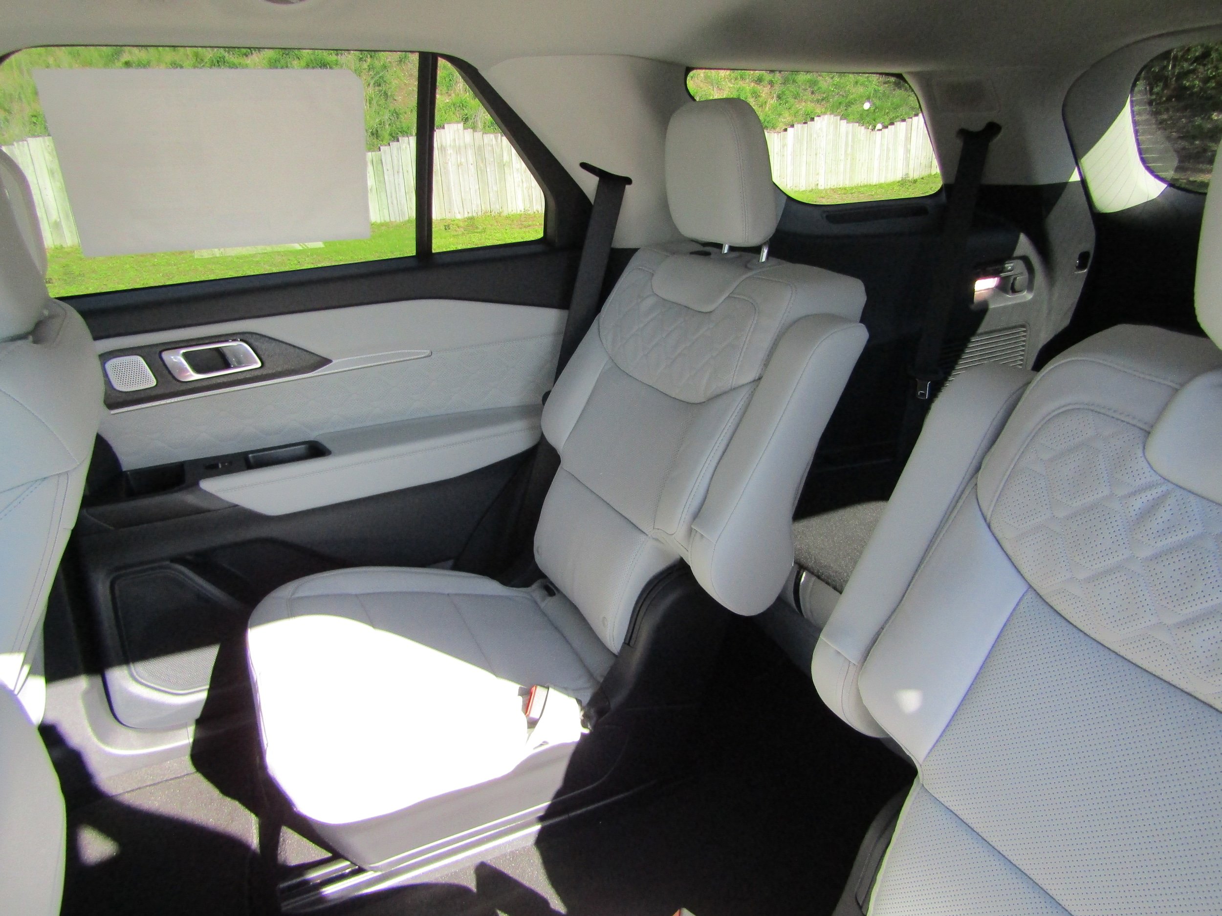 New 2026 Ford Explorer Platinum image 31