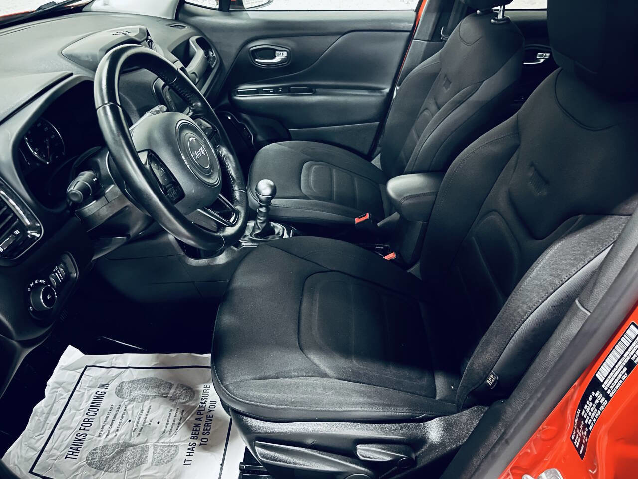 Used 2017 Jeep Renegade Altitude w/ Safety & Security Group FWD image 15