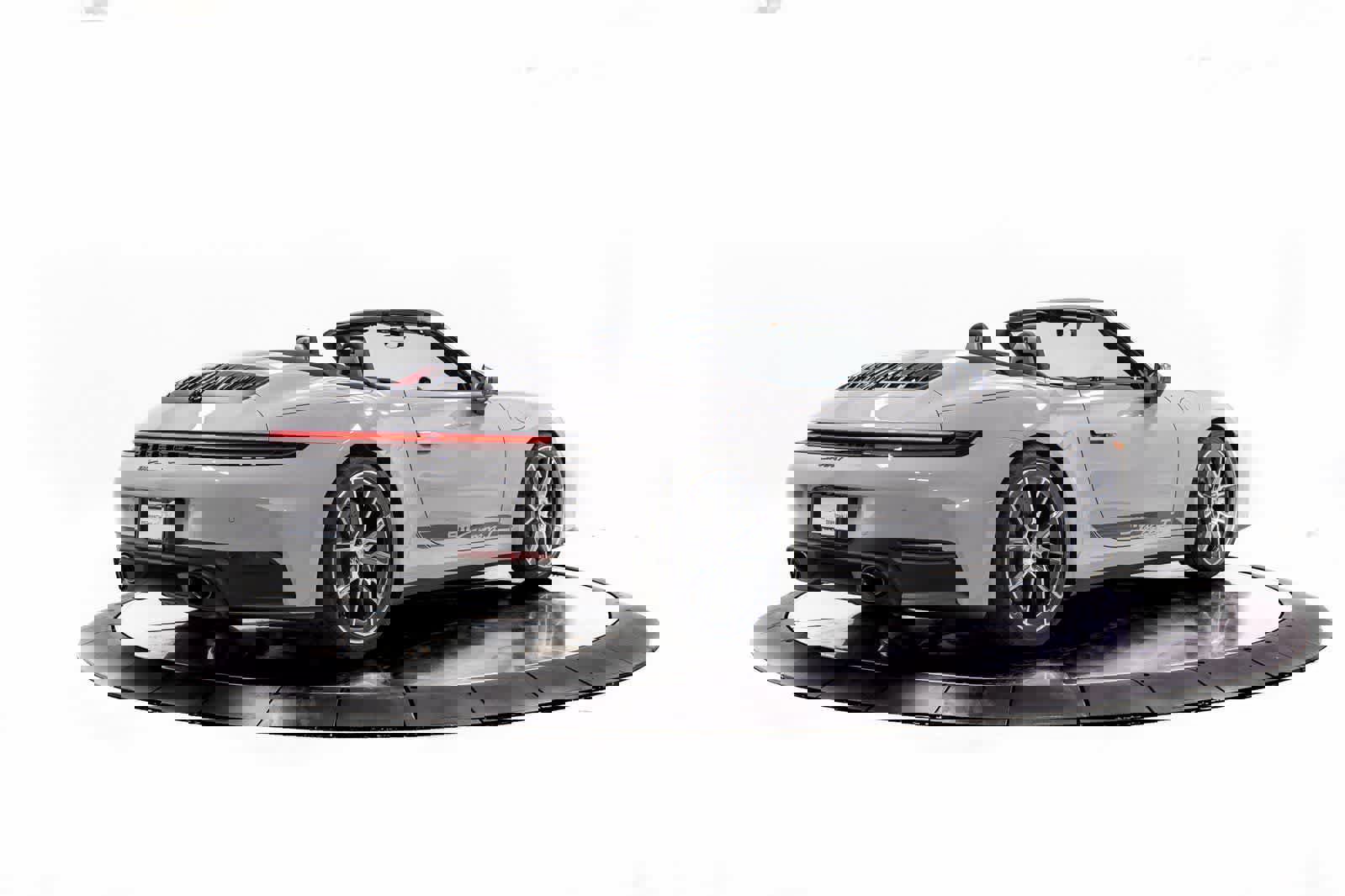 New 2026 Porsche 911 Carrera T image 7