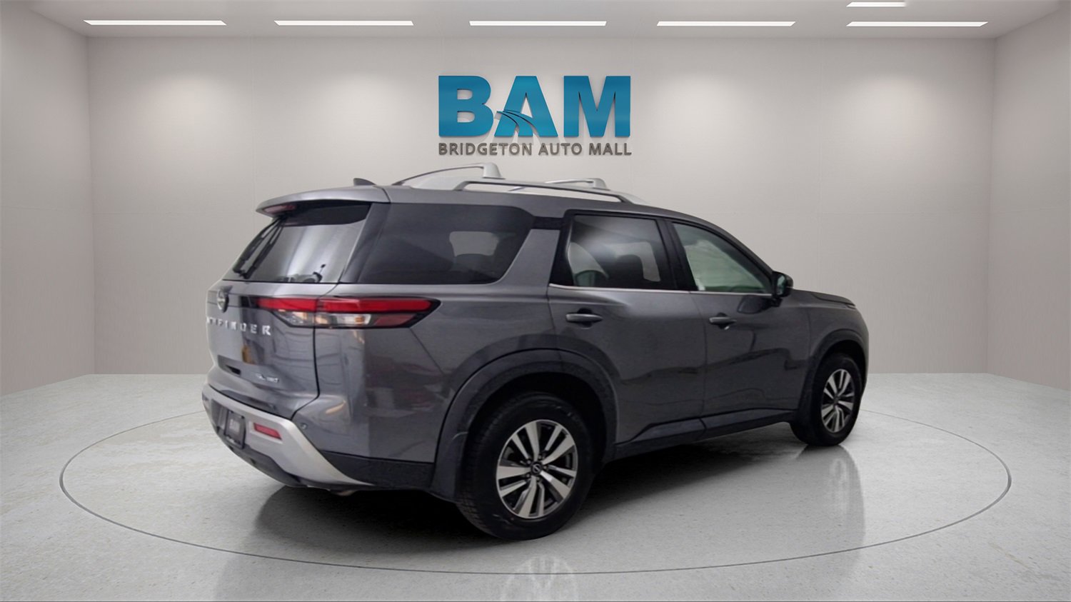 Used 2022 Nissan Pathfinder SL image 7