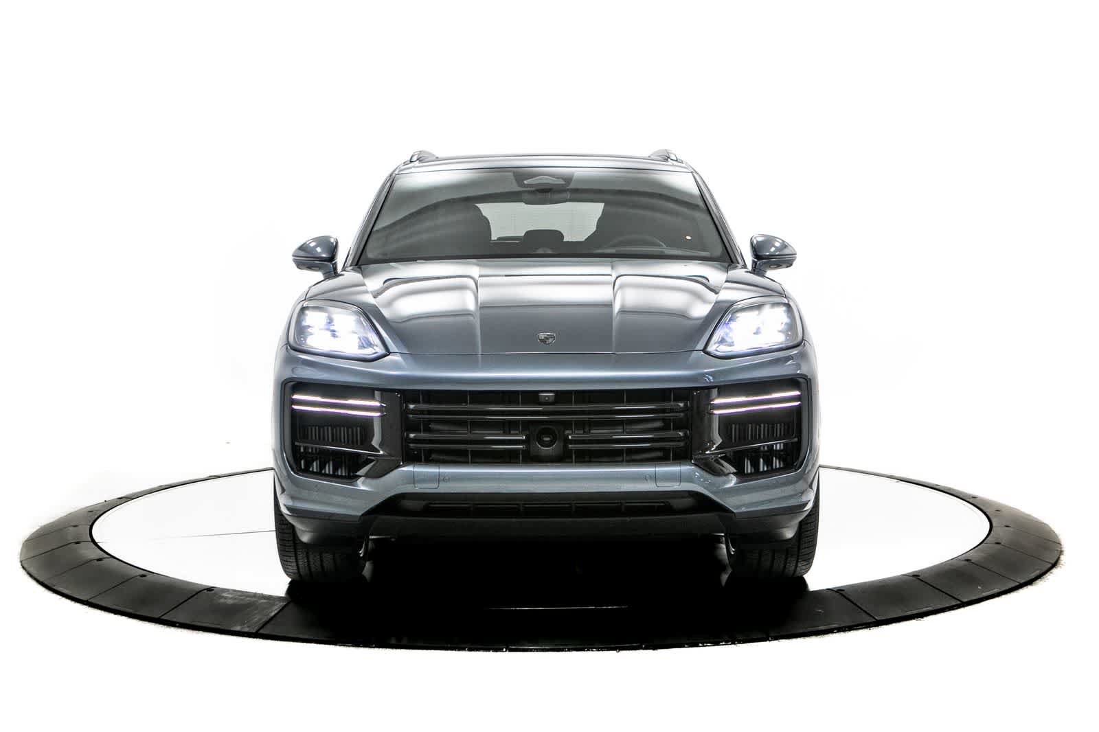 New 2026 Porsche Cayenne Turbo AWD/4WD image 10