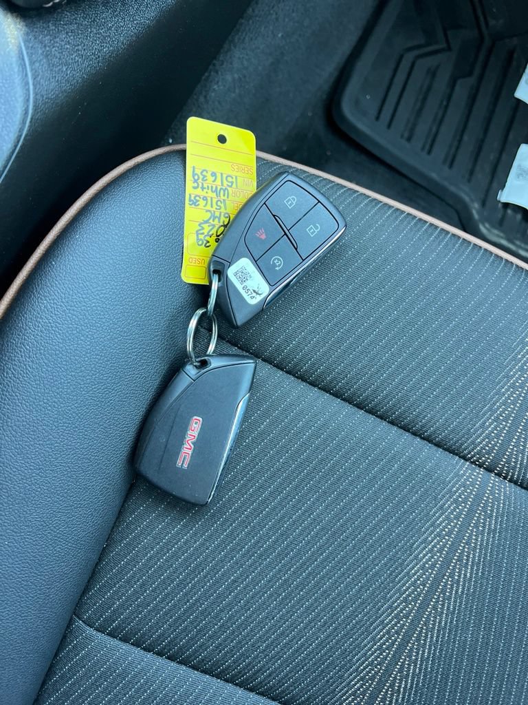 Certified 2023 GMC Canyon AT4 w/ Canyon Safety Plus Package AWD/4WD image 13