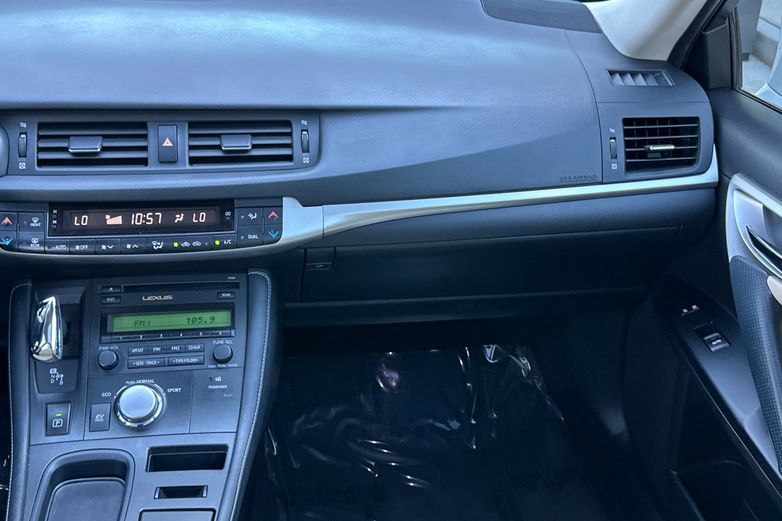 Used 2013 Lexus CT 200h FWD image 29