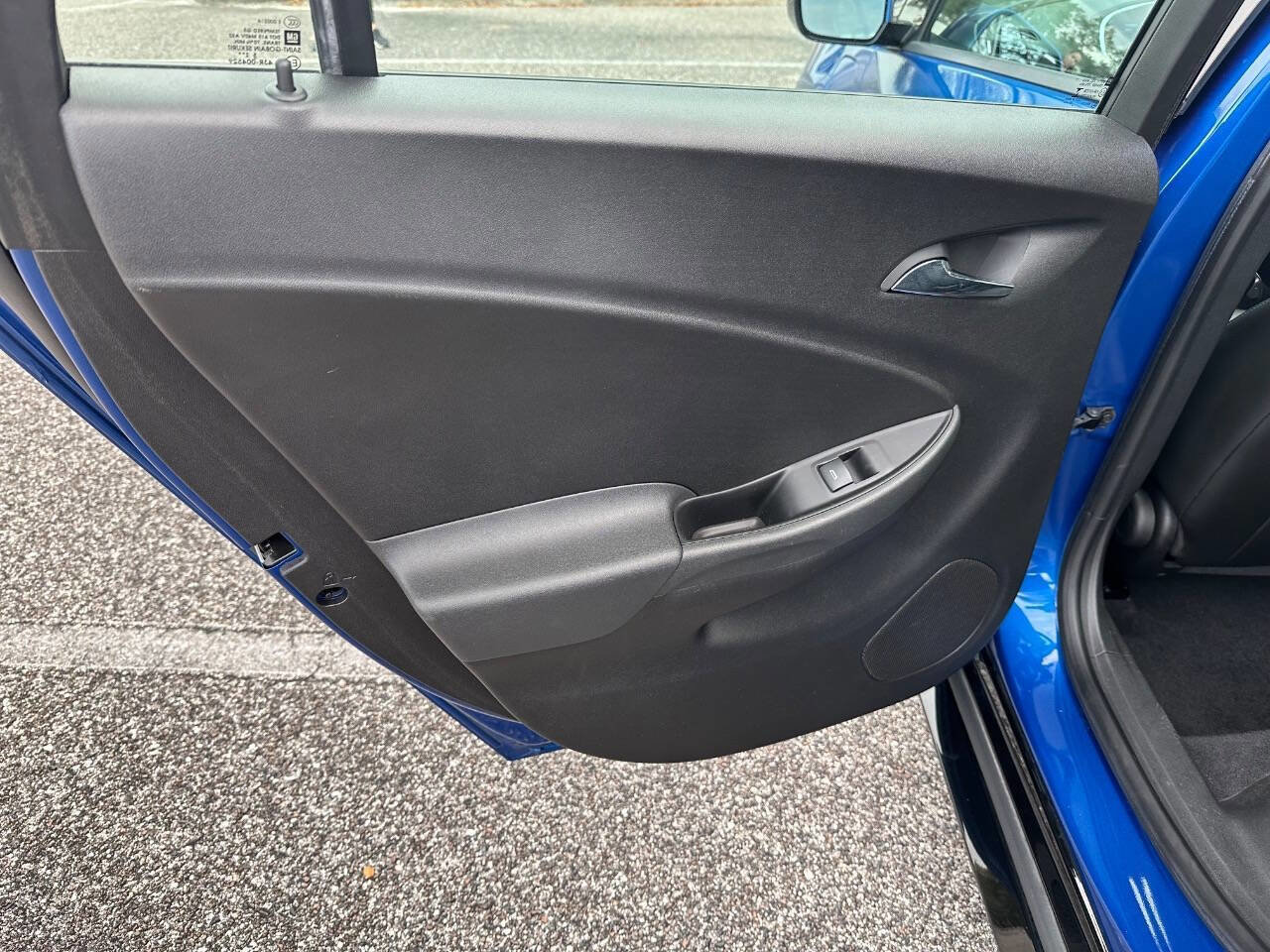 Used 2016 Chevrolet Volt Premier w/ Driver Confidence Package image 26