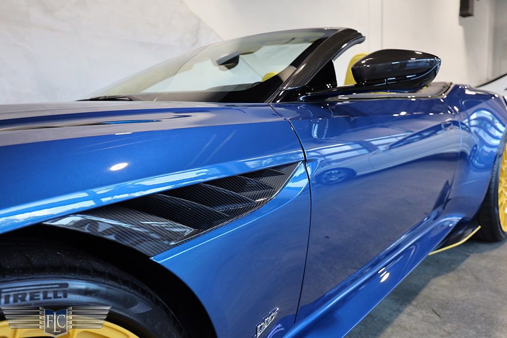 Used 2023 Aston Martin DBS Superleggera Volante image 21