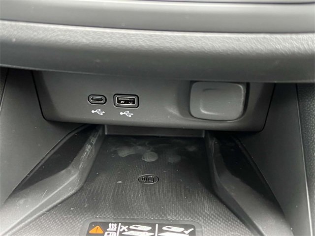 Used 2025 Buick Envista Preferred w/ Convenience I Package image 23