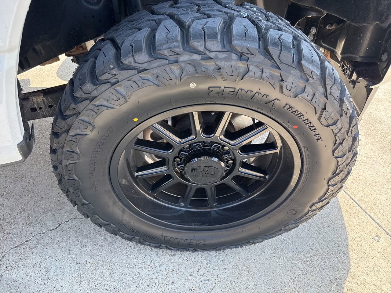 Used 2025 Ford F250 XLT w/ FX4 Off-Road Package AWD/4WD image 15