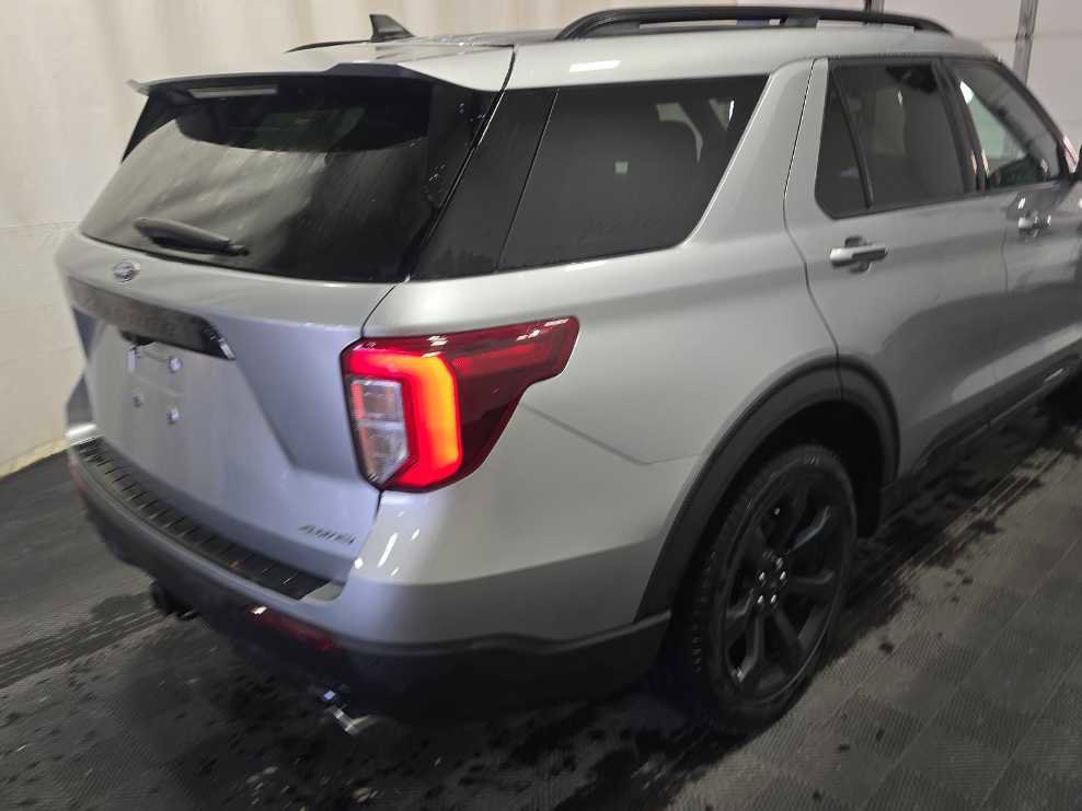 Used 2024 Ford Explorer ST-Line w/ Class IV Trailer Tow Package image 5