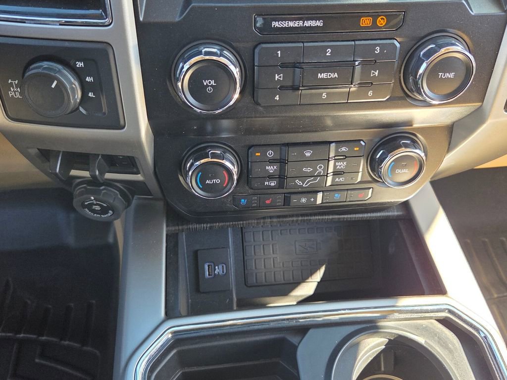 Used 2021 Ford F250 Lariat w/ Lariat Ultimate Package image 18