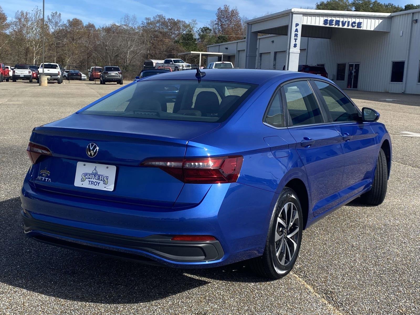 Used 2024 Volkswagen Jetta S image 7