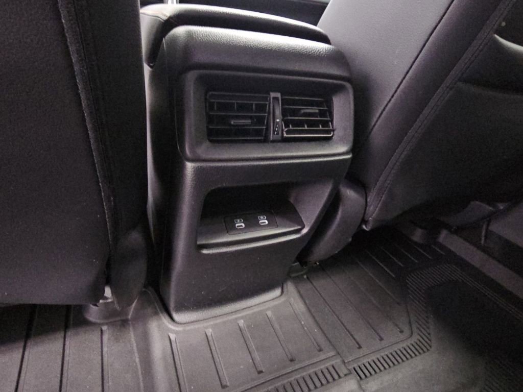 Used 2025 Honda CR-V Sport-L image 32