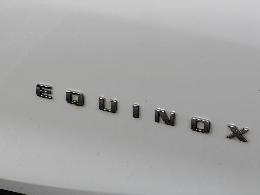 Used 2018 Chevrolet Equinox Premier FWD image 13