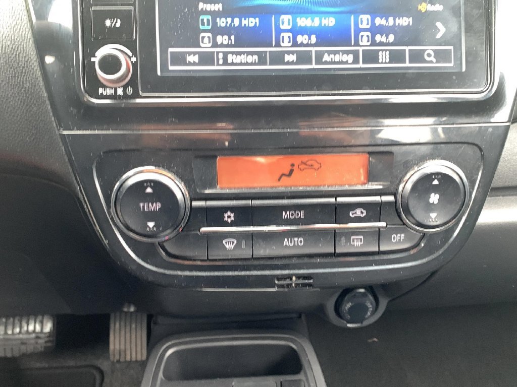 Used 2024 Mitsubishi Mirage ES FWD image 32