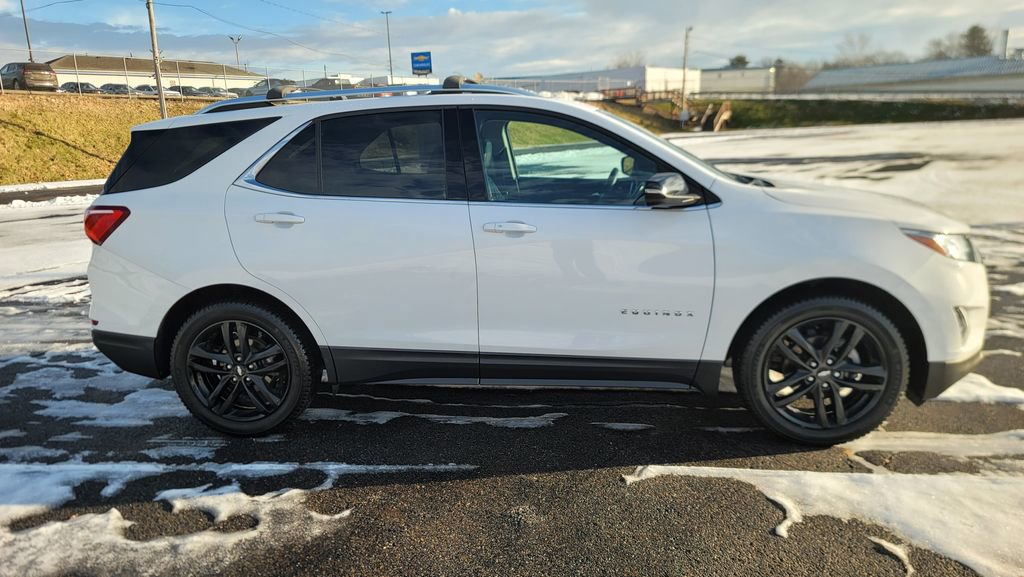 Used 2020 Chevrolet Equinox LT w/ Sport Edition image 14