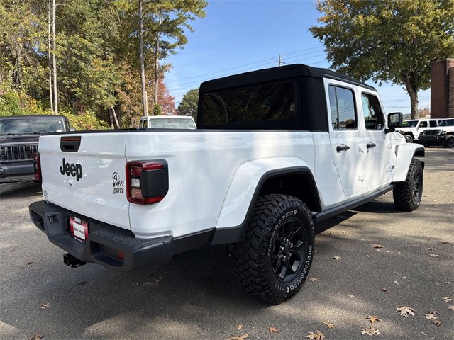 Used 2024 Jeep Gladiator Sport image 5