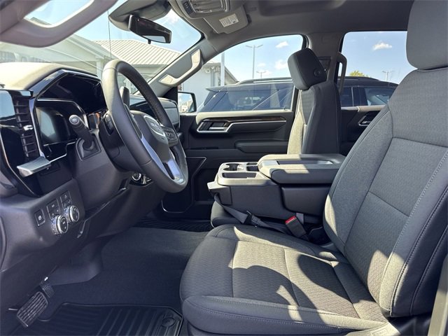 New 2026 GMC Sierra 1500 SLE image 11