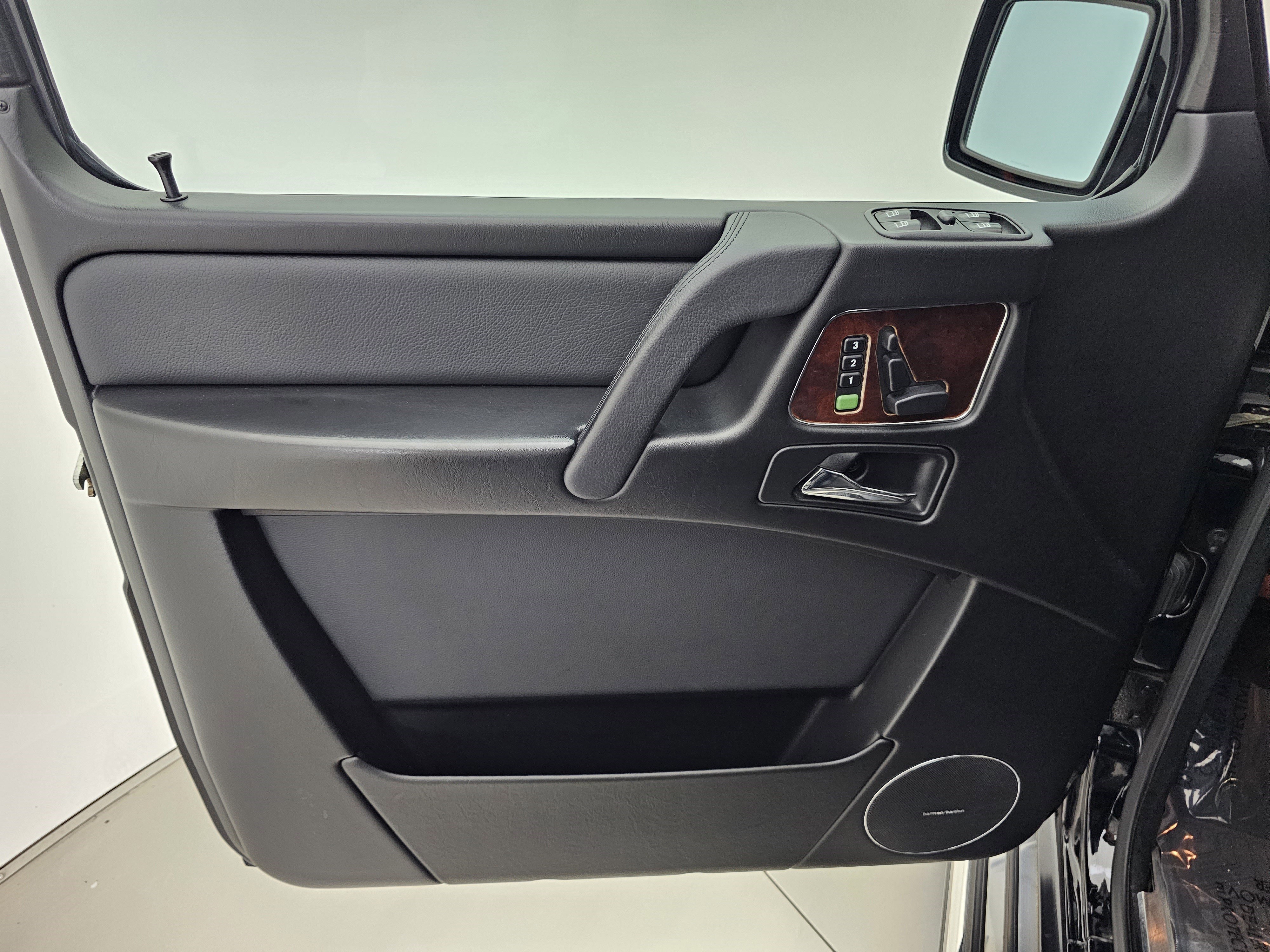 Used 2012 Mercedes-Benz G 550 image 12