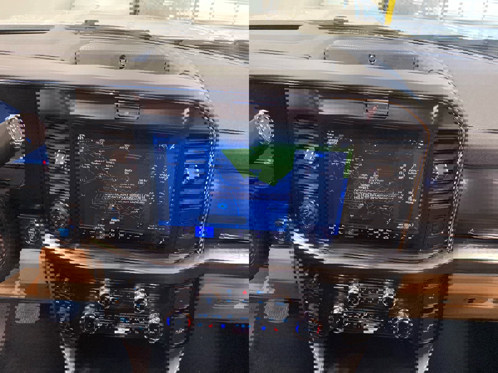 New 2026 Ford F350 Lariat w/ Black Appearance Package image 52