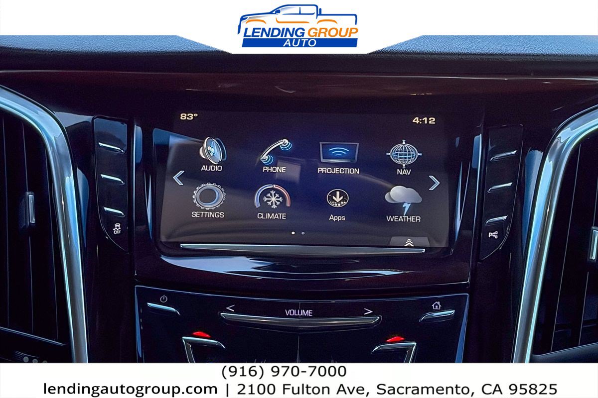 Used 2017 Cadillac Escalade Premium Luxury AWD/4WD image 12
