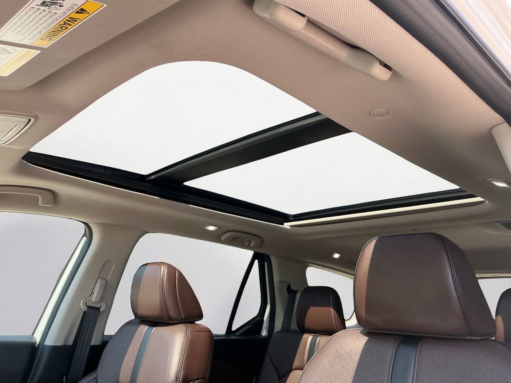 Used 2023 Honda Pilot Elite image 9