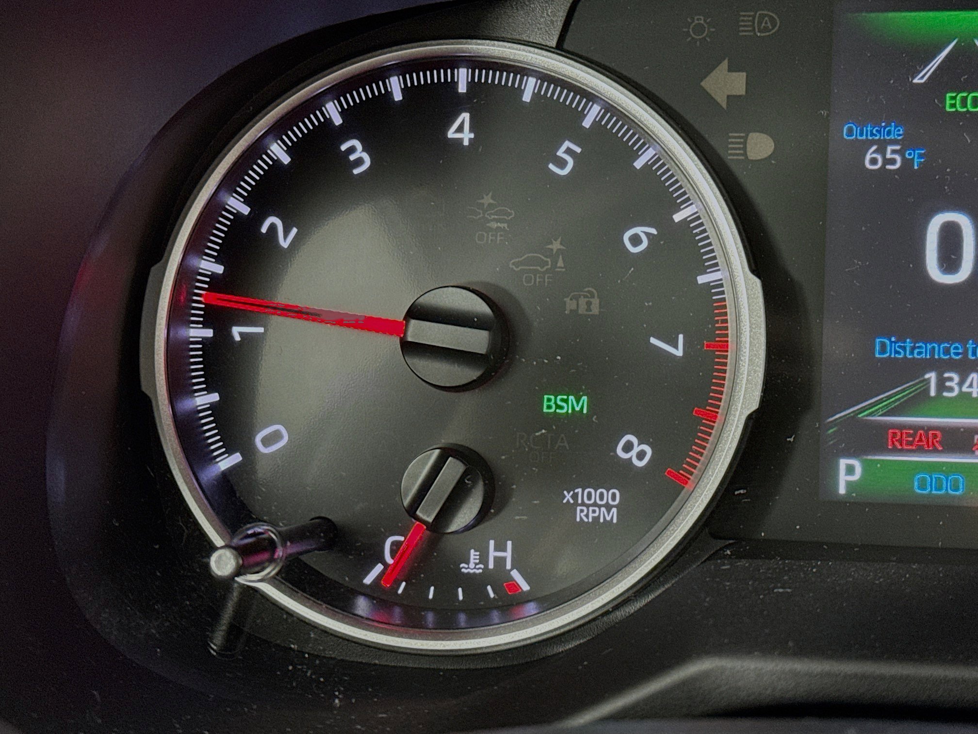 Used 2021 Toyota RAV4 XLE Premium AWD/4WD image 12