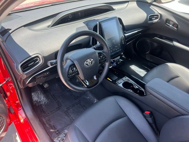 Used 2021 Toyota Prius Prime XLE w/ Carpet Mat Package (TMS) FWD image 16