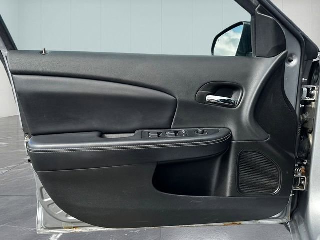 Used 2014 Dodge Avenger SXT w/ Sun/Sound Group image 13