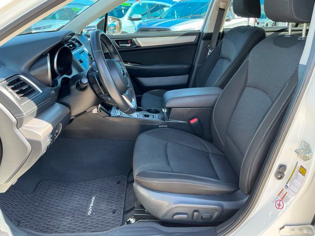 Used 2018 Subaru Outback 2.5i Premium AWD/4WD image 10