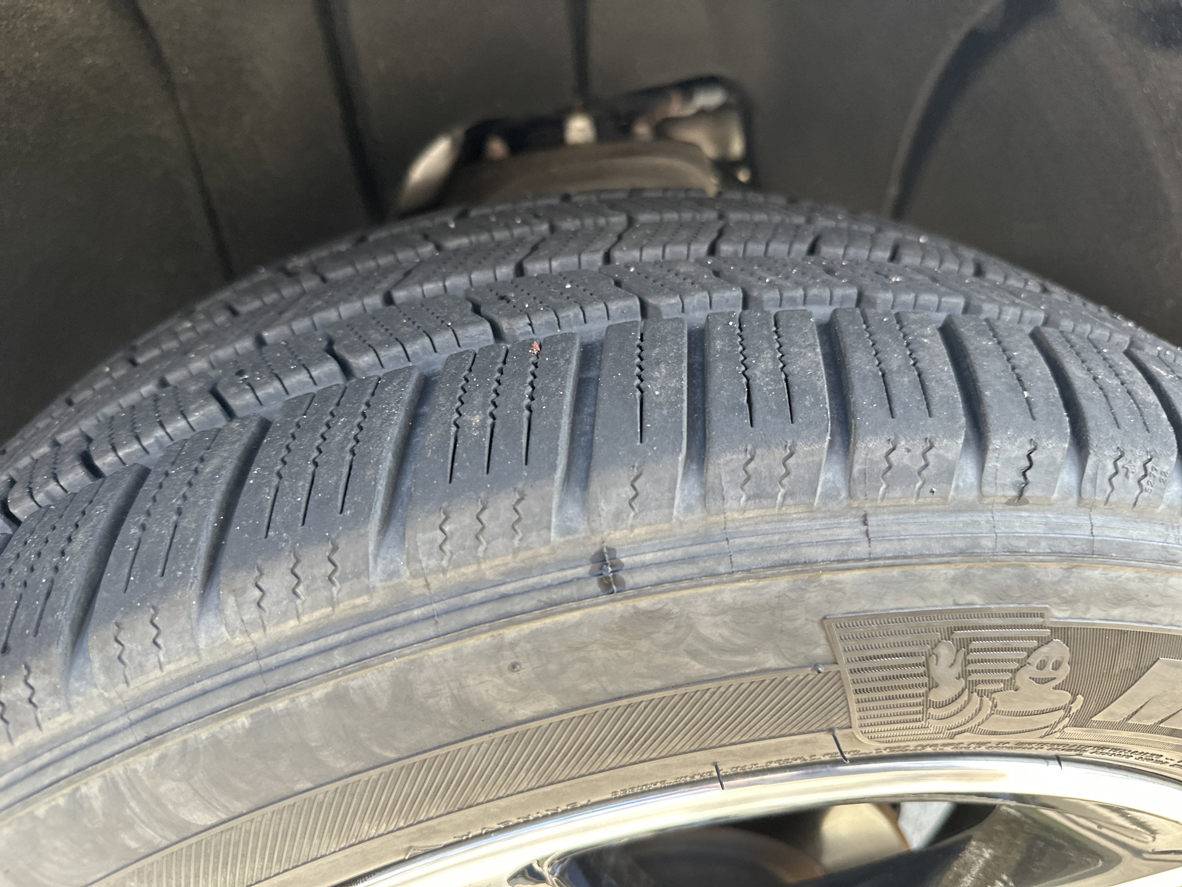 Used 2015 GMC Sierra 1500 SLE w/ Carbon-22 Edition image 12