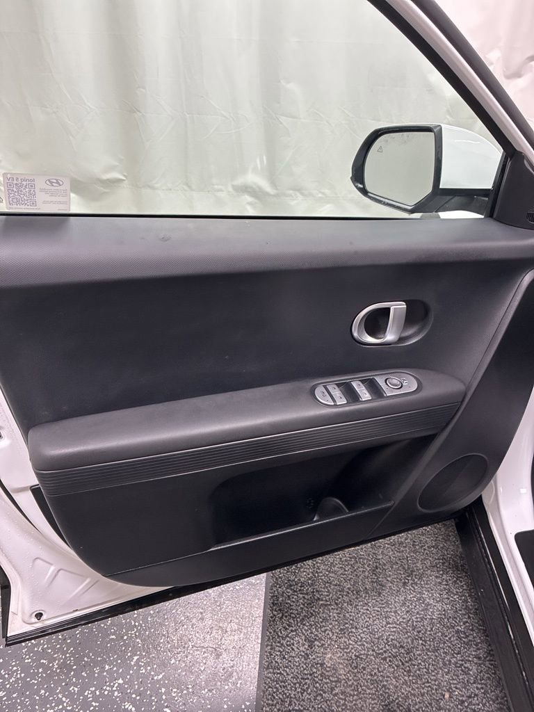Used 2024 Hyundai Ioniq 5 SEL image 13