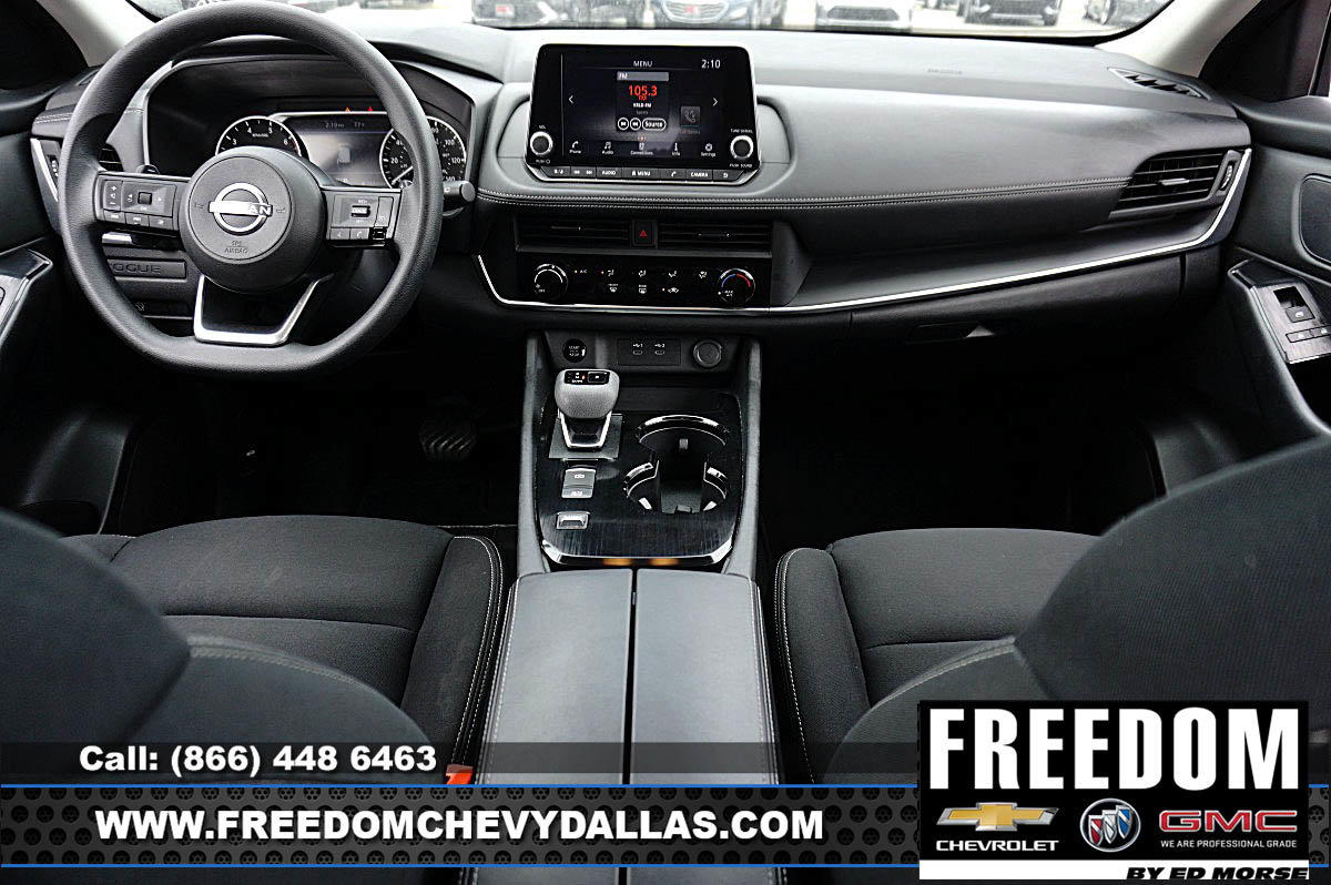 Used 2024 Nissan Rogue S FWD image 7