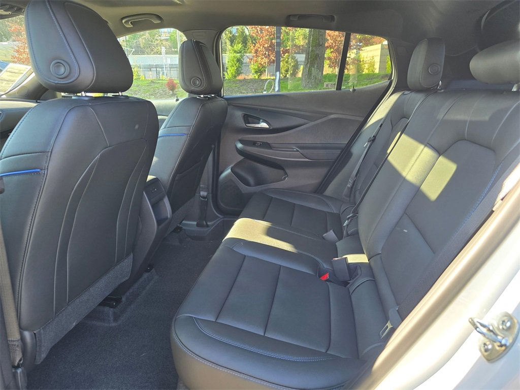 New 2026 Buick Envista Sport Touring image 17