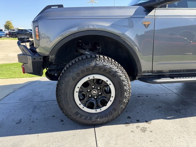 Used 2022 Ford Bronco Badlands w/ Sasquatch Package image 4
