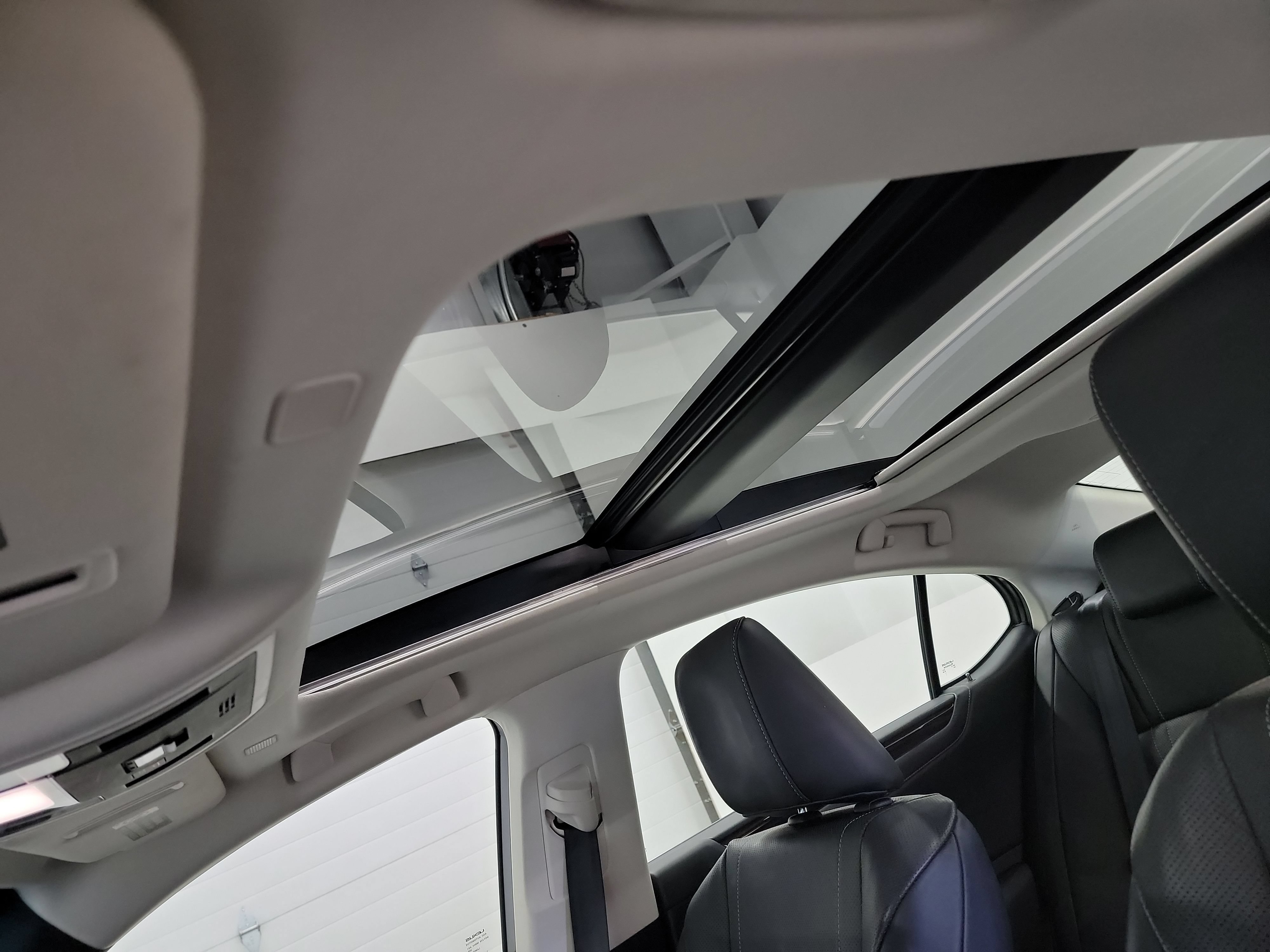 Used 2019 Lexus ES 350 w/ Accessory Package 2 FWD image 24