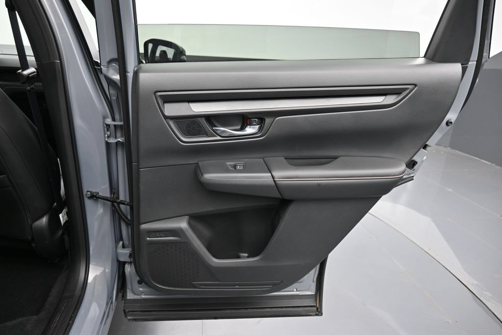 Used 2026 Honda CR-V Sport-L image 32