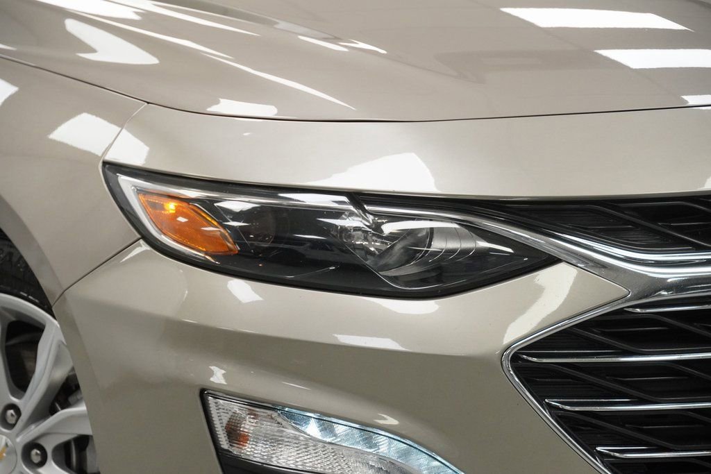 Used 2024 Chevrolet Malibu LT video 5