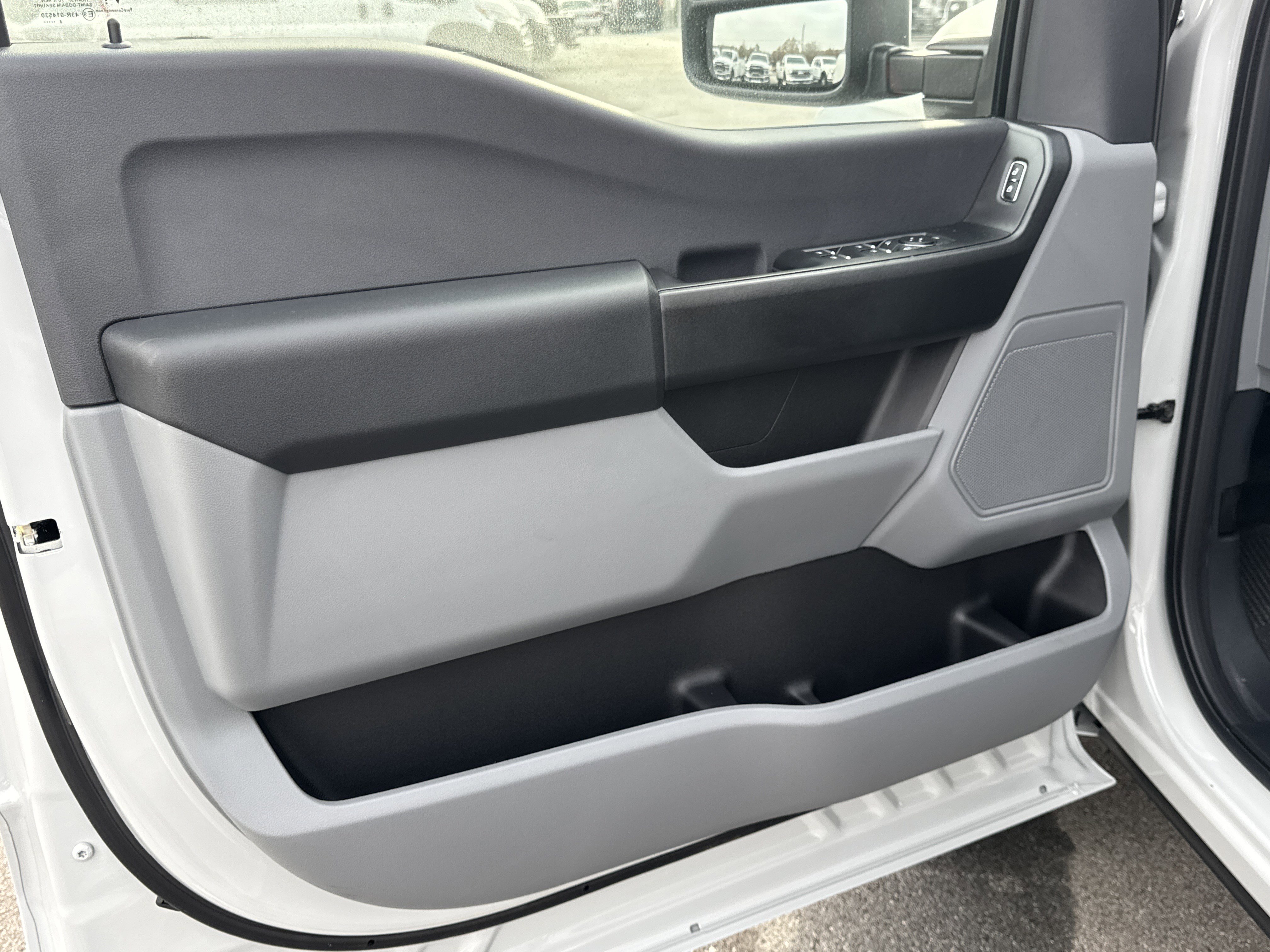 New 2026 Ford F350 XL w/ XL Chrome Package image 10